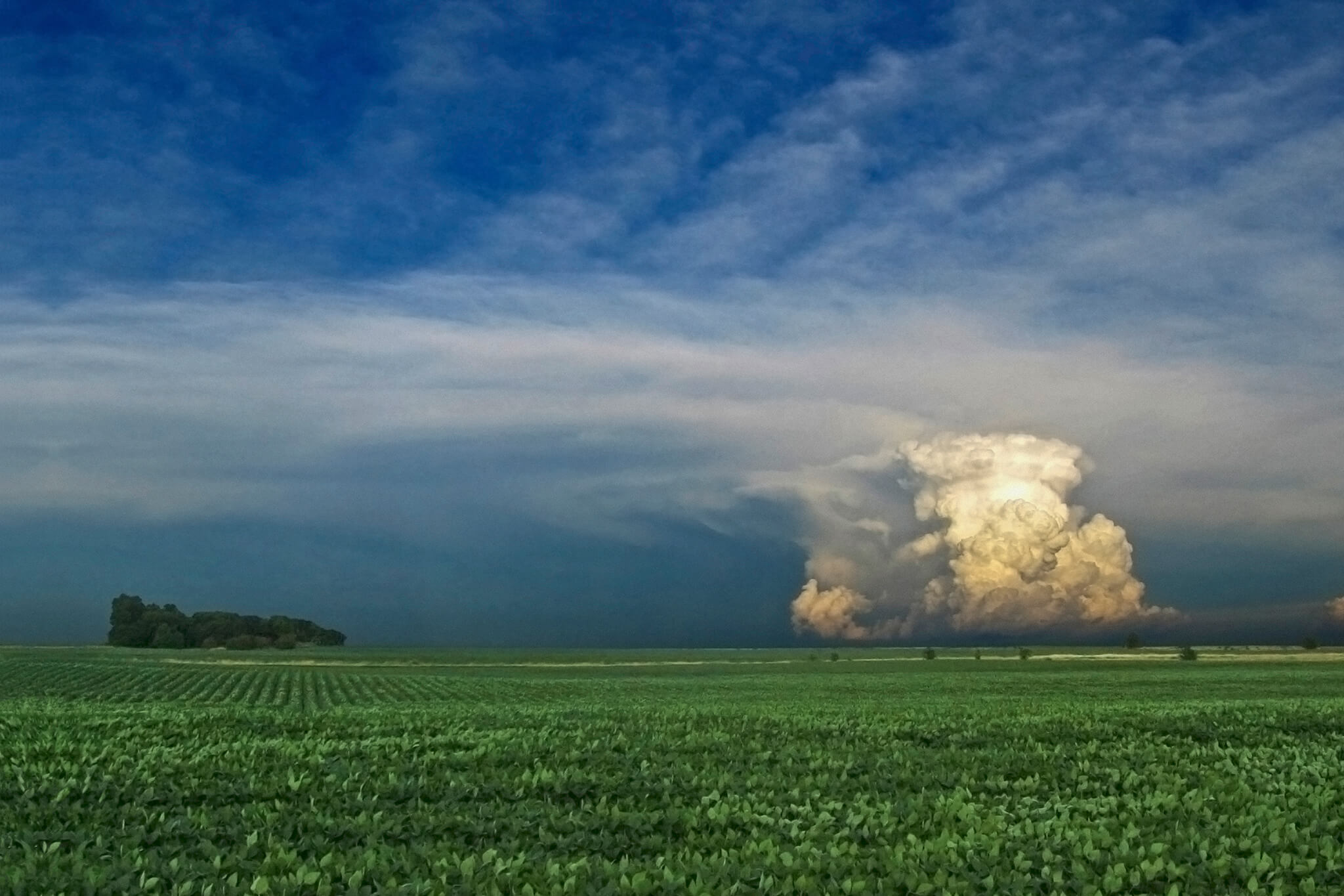 Supercell storm cloud