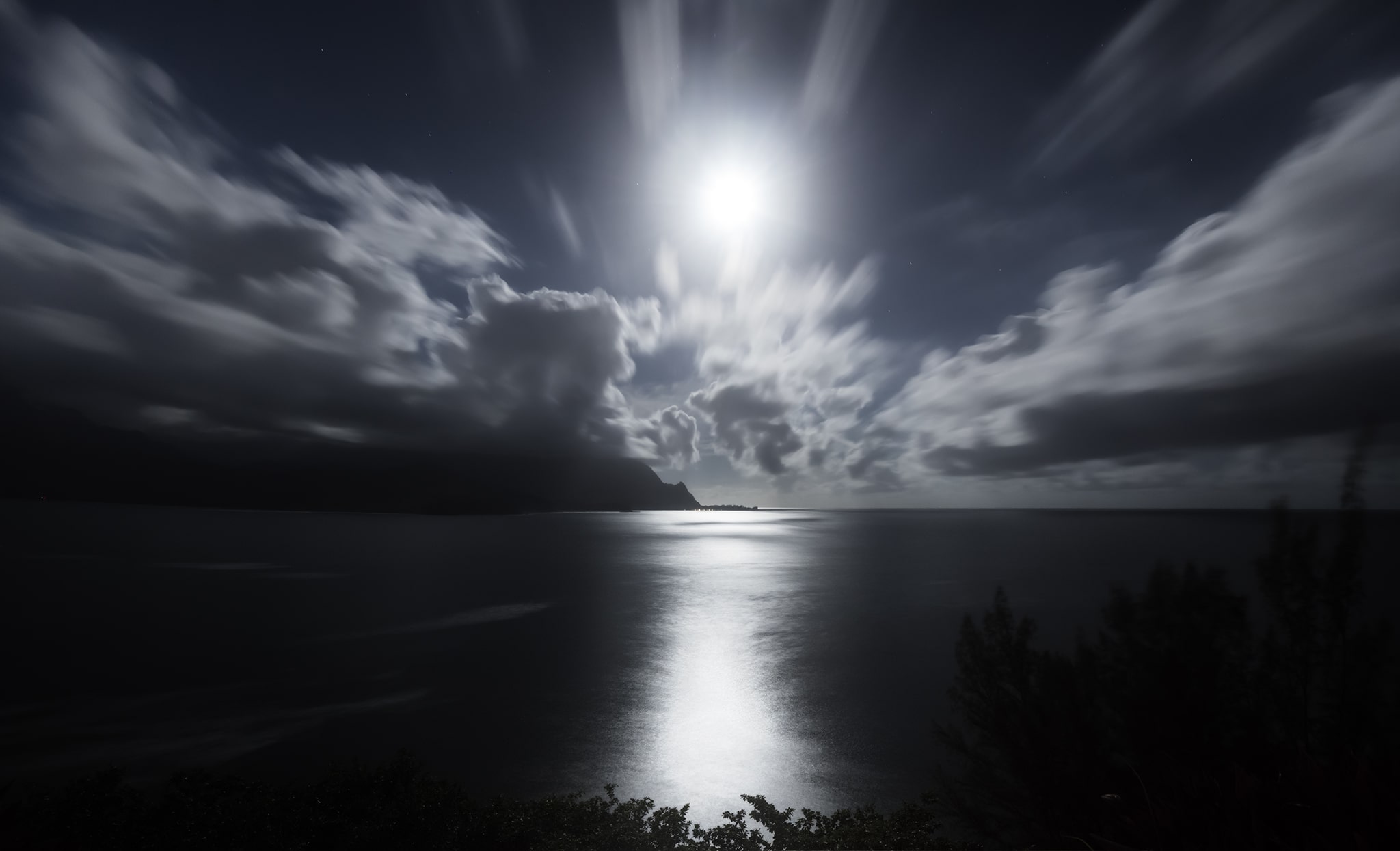 Kauai Full Moon Picture