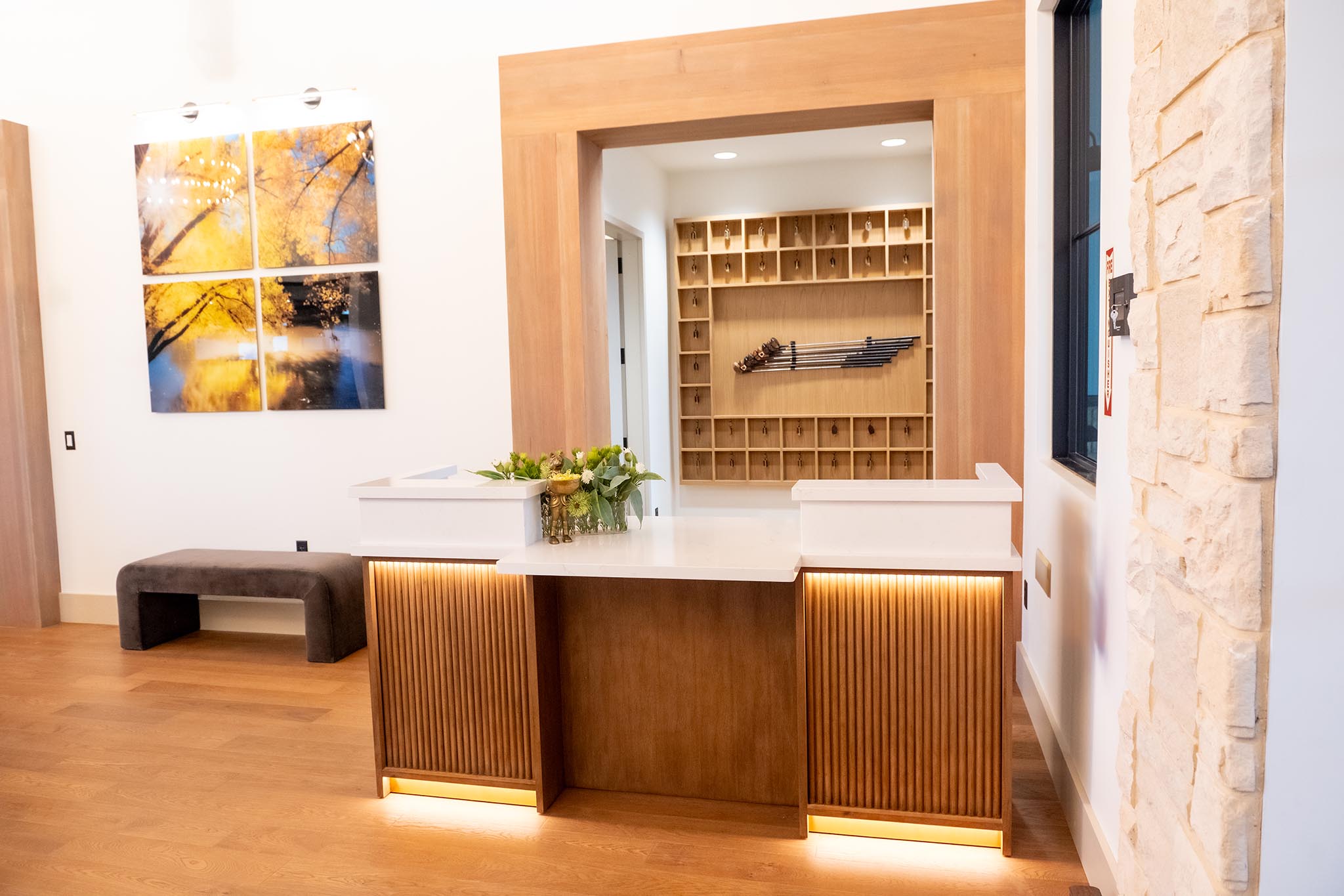 Golf Clubhouse Art Design