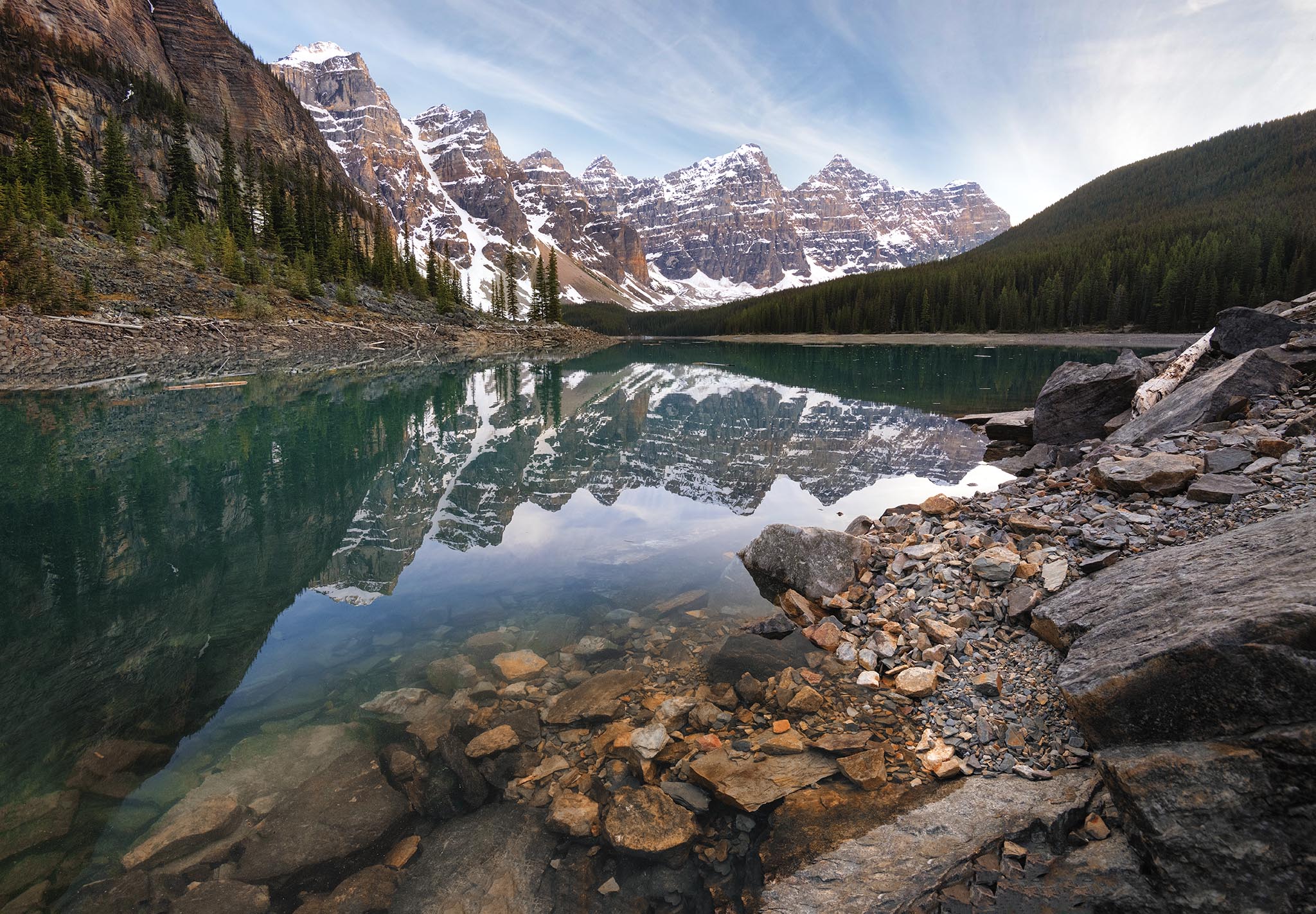 Morraine Lake Shoreline