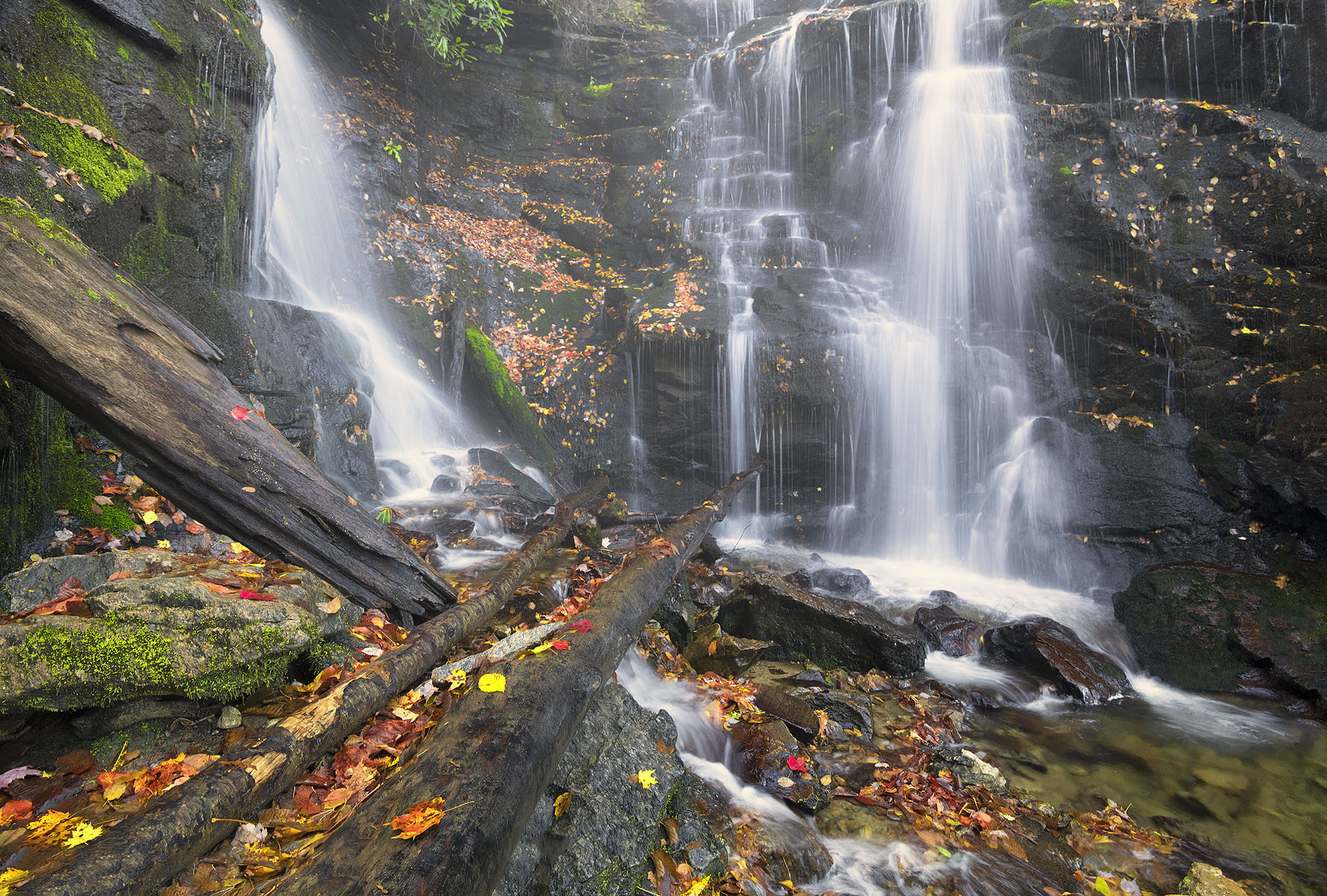 Picture of Soco Falls in Fall