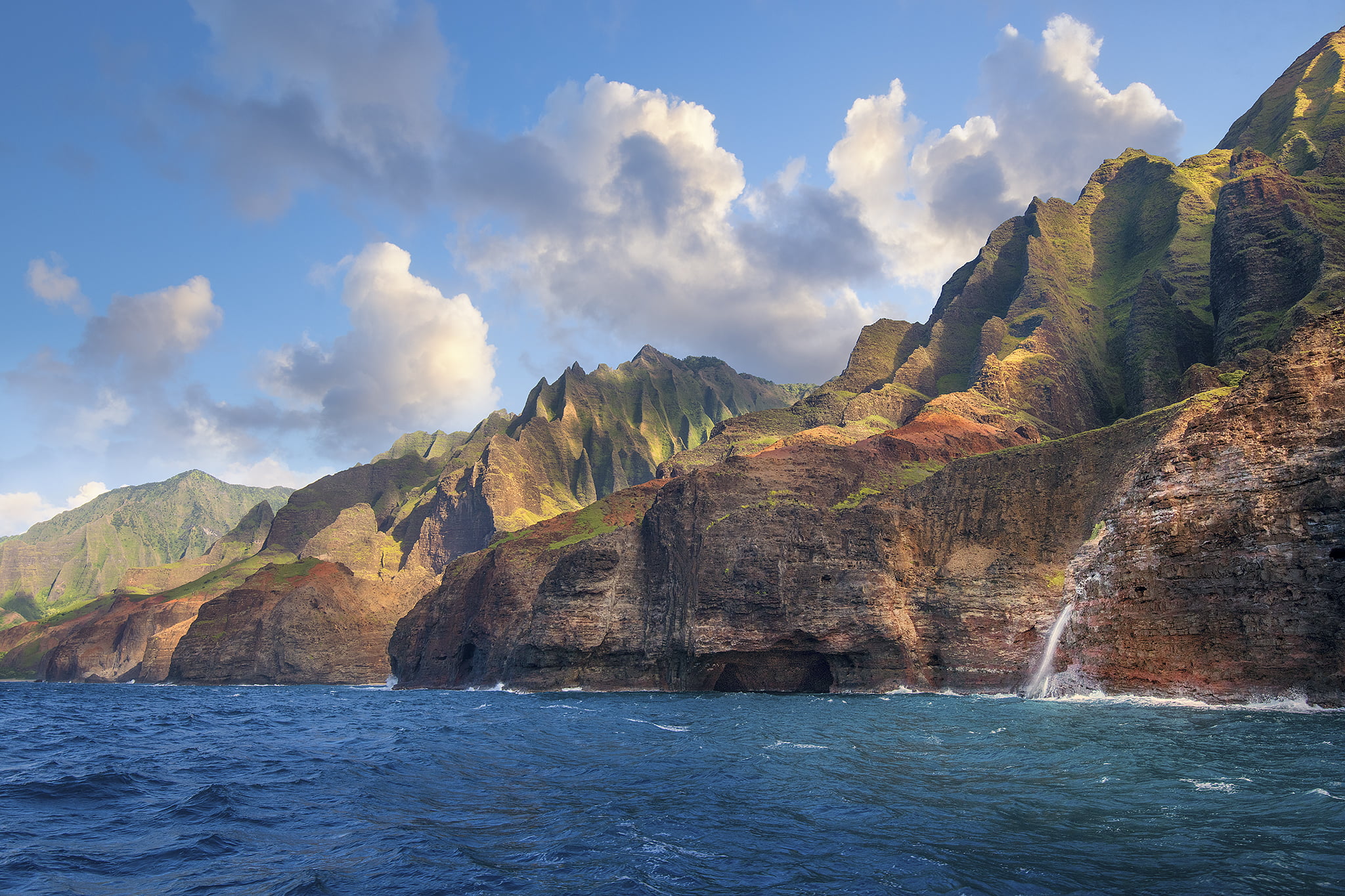 Na Pali Coast Picture from Sailboat